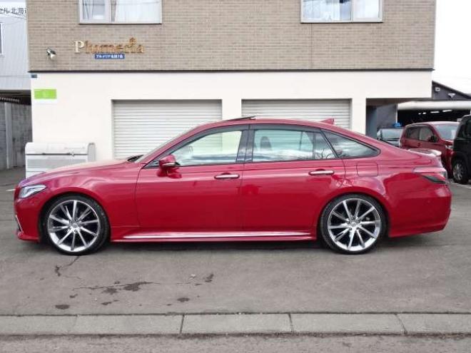 クラウンハイブリッド 2.5 RS アドバンス Four 4WD　保証付2年/走行距離無制限　4WD　ローダウン　クレンツェ20AW　サンルーフ BCM セーフティセンスLEDヘッドライト　メーカーナビ　全方位カメラ　純正エンジンスターター ハーフレザーシート　デジタルインナーミラー 2500