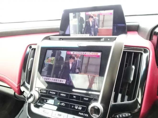 クラウンハイブリッド 2.5 RS アドバンス Four 4WD　保証付2年/走行距離無制限　4WD　ローダウン　クレンツェ20AW　サンルーフ BCM セーフティセンスLEDヘッドライト　メーカーナビ　全方位カメラ　純正エンジンスターター ハーフレザーシート　デジタルインナーミラー 2500