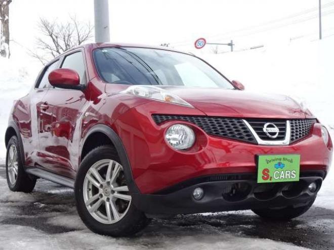 ジューク1.6 16GT FOUR タイプV 4WD　保証1年/走行距離無制限　切替4WD　純正ナビ　地デジ　バックカメラ　純正エンジンスターター　インテリジェントキー　プッシュスタート 1600