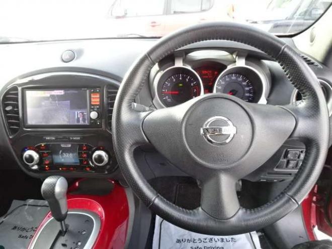 ジューク1.6 16GT FOUR タイプV 4WD　保証1年/走行距離無制限　切替4WD　純正ナビ　地デジ　バックカメラ　純正エンジンスターター　インテリジェントキー　プッシュスタート 1600