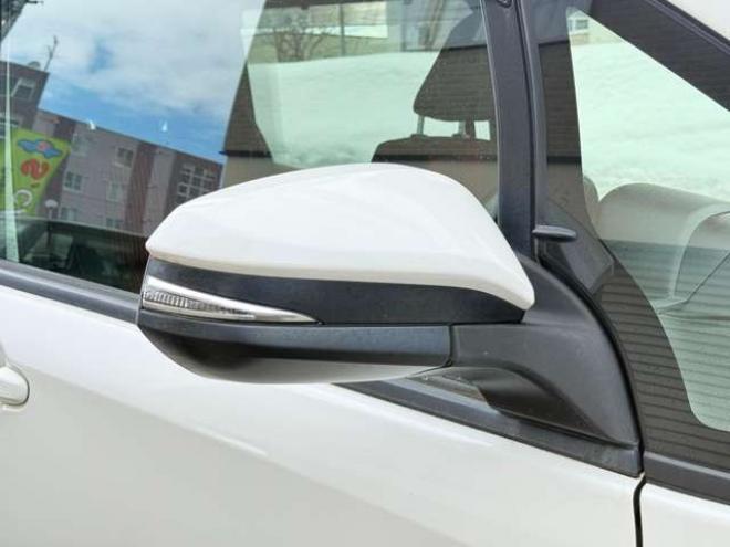 ヴォクシー2.0 ZS 4WD　本州車　保証1年/走行距離無制限　4WD　後期型　トヨタセーフティセンス　両側パワースライドドア　純正ナビ　地デジ　バックカメラ　8人乗り　社外テールレンズ　ビルトインETC　LEDヘッドライト 2000