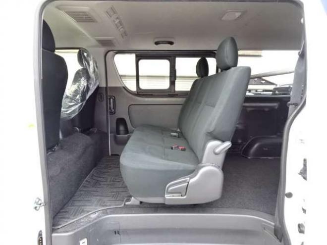 ハイエースバン2.8 スーパーGL ロング ディーゼルターボ 4WD　本州車　4WD　プッシュスタート　スマートキー　オートマチックハイビーム　ETC　MID　GRCIA　WHEEL　バックカメラ　リヤヒーター　リヤエアコン　AC100V 2800