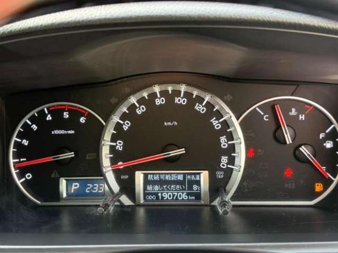 ハイエースバン3.0 スーパーGL ダークプライム ロングボディ ディーゼルターボ 4WD　本州車　4WD　3.0ディーゼルターボ　ダークプライム　新品タイミングベルト/ウォーターポンプ交換込　DELF&NASCARホワイトレタータイヤ　バックカメラ　本革巻黒木目ハンドル　メッキグリル　LEDヘッドライト ETC 3000