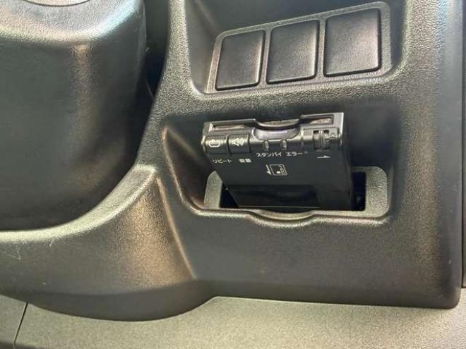 ハイエースバン3.0 スーパーGL ダークプライム ロングボディ ディーゼルターボ 4WD　本州車　4WD　3.0ディーゼルターボ　ダークプライム　新品タイミングベルト/ウォーターポンプ交換込　DELF&NASCARホワイトレタータイヤ　バックカメラ　本革巻黒木目ハンドル　メッキグリル　LEDヘッドライト ETC 3000