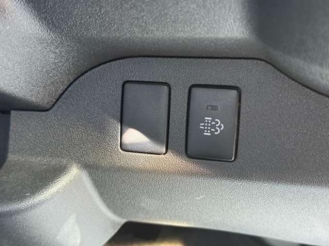 ハイエースバン3.0 スーパーGL ダークプライム ロングボディ ディーゼルターボ 4WD　本州車　4WD　3.0ディーゼルターボ　ダークプライム　新品タイミングベルト/ウォーターポンプ交換込　DELF&NASCARホワイトレタータイヤ　バックカメラ　本革巻黒木目ハンドル　メッキグリル　LEDヘッドライト ETC 3000