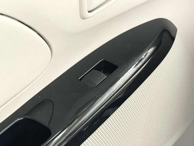 デイズS 4WD　防錆塗装4WDキーレスナビエンスタETC 660