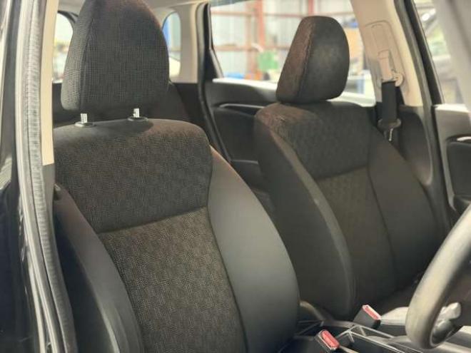 フィット1.3 13G Fパッケージ 4WD　防錆塗装4WDスマキーナビETC 1300