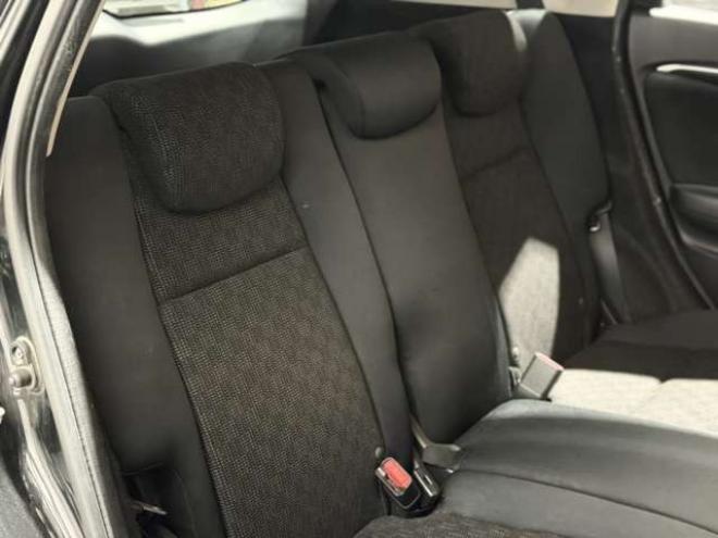 フィット1.3 13G Fパッケージ 4WD　防錆塗装4WDスマキーナビETC 1300