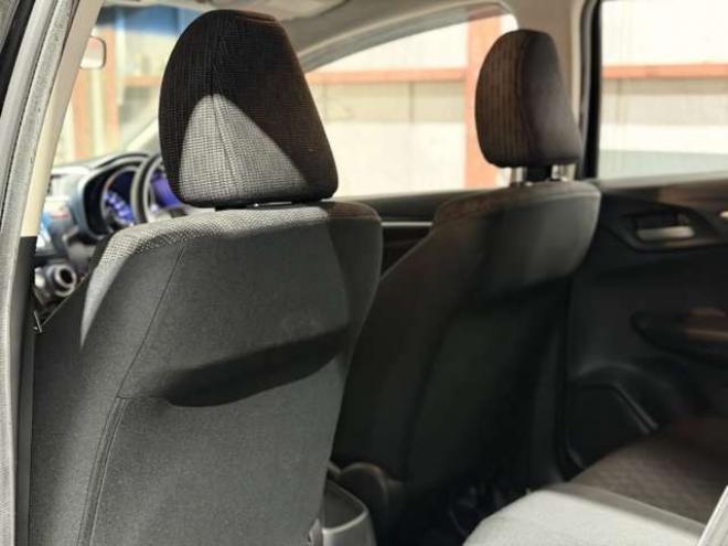 フィット1.3 13G Fパッケージ 4WD　防錆塗装4WDスマキーナビETC 1300