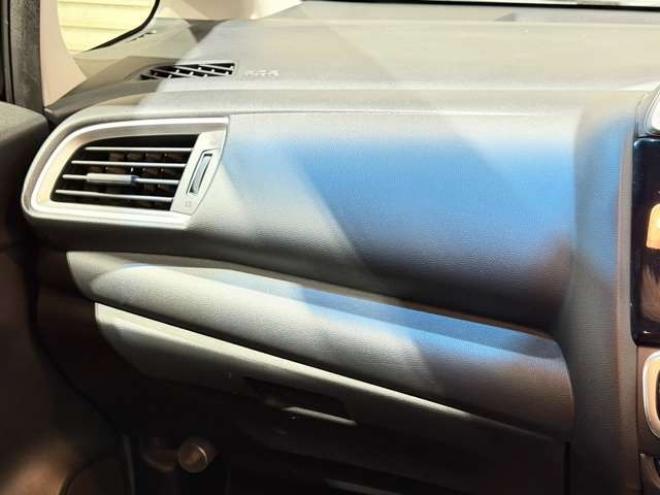 フィット1.3 13G Fパッケージ 4WD　防錆塗装4WDスマキーナビETC 1300