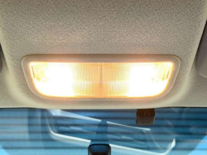 フィット1.3 13G Fパッケージ 4WD　防錆塗装4WDスマキーナビETC 1300