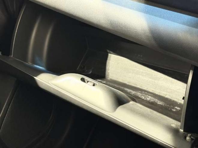 フィット1.3 13G Fパッケージ 4WD　防錆塗装4WDスマキーナビETC 1300