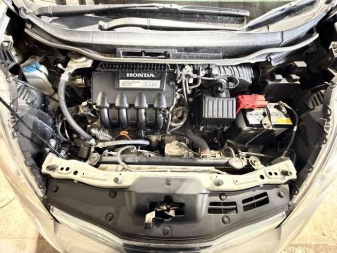 フィットシャトルハイブリッド1.3 スマートセレクション ファインライン　防錆塗装TVナビBカメETC 2WD 1300