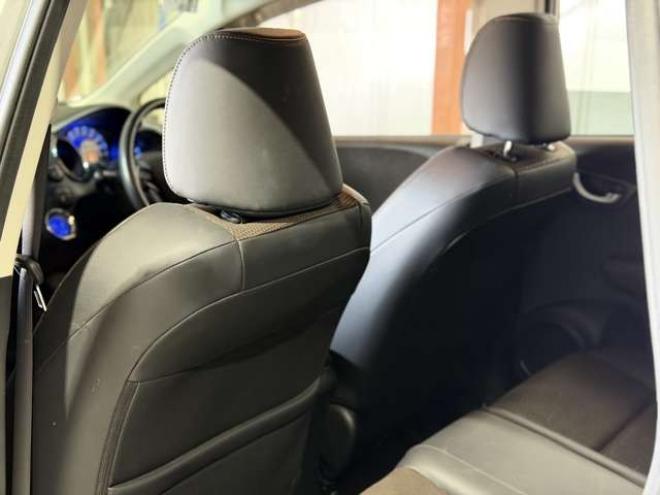 フィットシャトルハイブリッド1.3 スマートセレクション ファインライン　防錆塗装TVナビBカメETC 2WD 1300