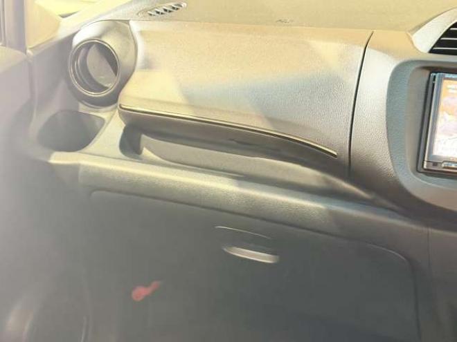 フィットシャトルハイブリッド1.3 スマートセレクション ファインライン　防錆塗装TVナビBカメETC 2WD 1300