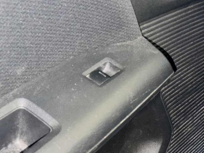 フリードスパイク1.5 G ジャストセレクション 4WD　防錆塗装4WDスマキーCDオーディオETC 1500