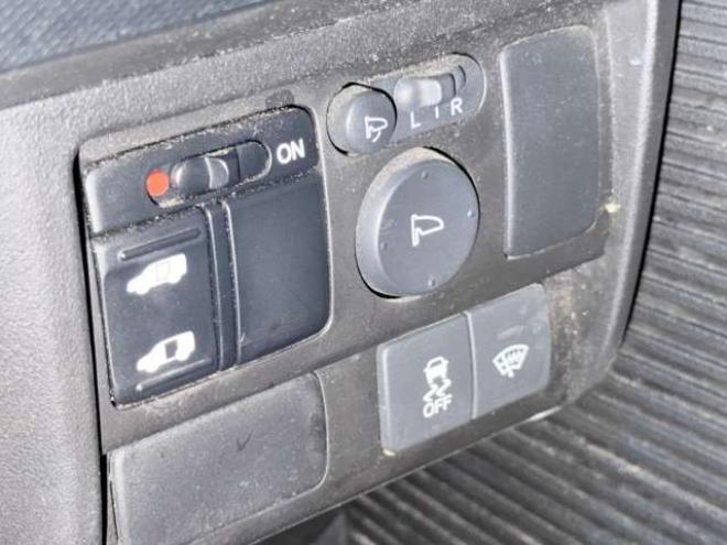 フリードスパイク1.5 G ジャストセレクション 4WD　防錆塗装4WDスマキーCDオーディオETC 1500