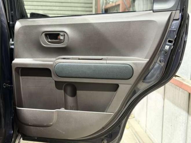 スペイド1.5 F 4WD　防錆塗装4WDキーレスTVナビBカメETC 1500