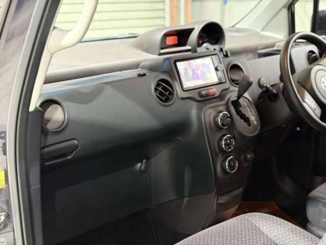 スペイド1.5 F 4WD　防錆塗装4WDキーレスTVナビBカメETC 1500