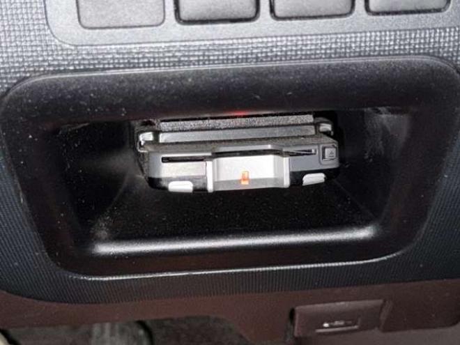 スペイド1.5 F 4WD　防錆塗装4WDキーレスTVナビBカメETC 1500