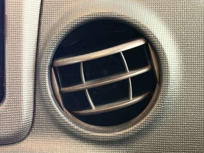 スペイド1.5 F 4WD　防錆塗装4WDキーレスTVナビBカメETC 1500