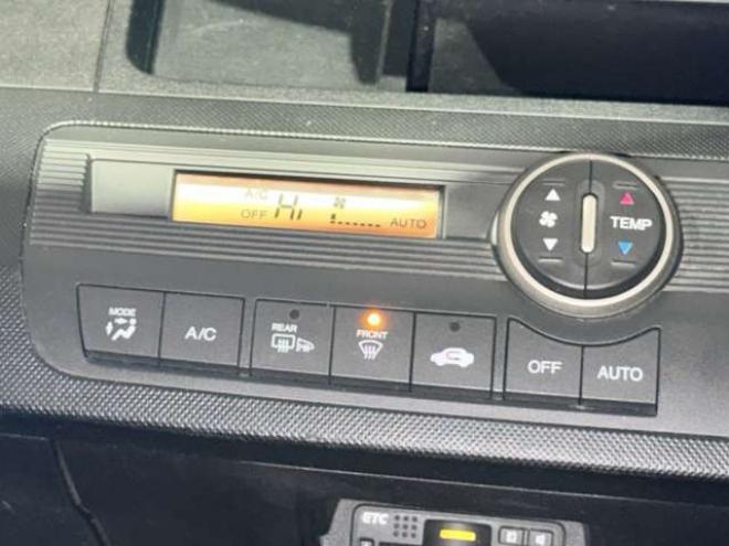 フリードスパイク1.5 G ジャストセレクション 4WD　防錆塗装4WDTVナビBカメ 1500