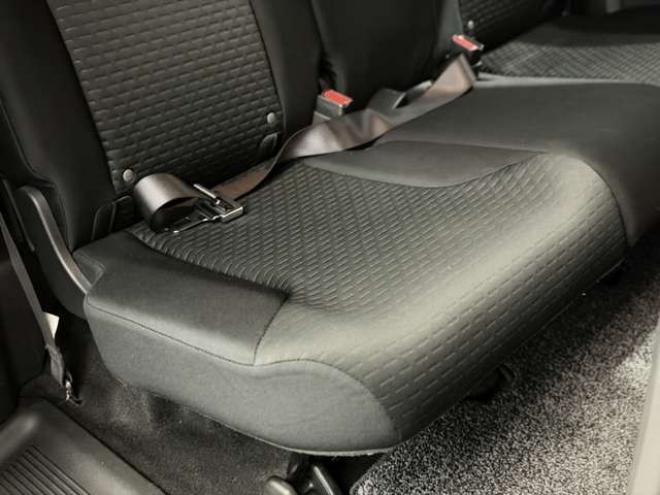 フリードスパイク1.5 G ジャストセレクション 4WD　防錆塗装4WDTVナビBカメエンスタETC夏冬タイヤ 1500