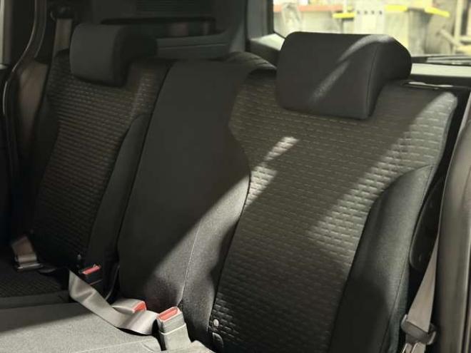 フリードスパイク1.5 G ジャストセレクション 4WD　防錆塗装4WDTVナビBカメエンスタETC夏冬タイヤ 1500