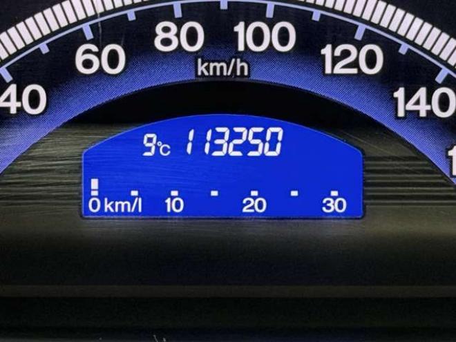 フリードスパイク1.5 G ジャストセレクション 4WD　防錆塗装4WDTVナビBカメエンスタETC夏冬タイヤ 1500