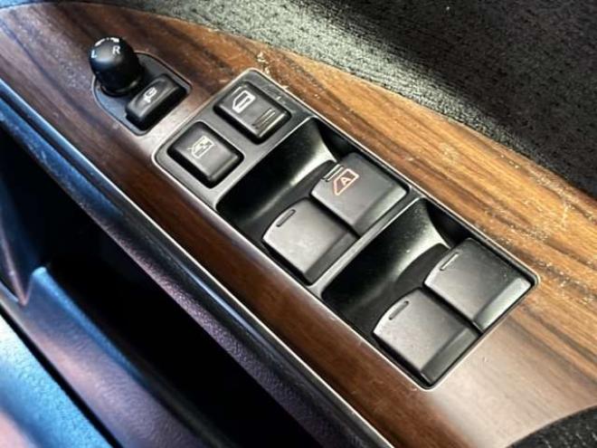 ティアナ2.5 250XE FOUR 4WD　防錆塗装4WDTVナビBカメETC夏冬タイヤ 2500