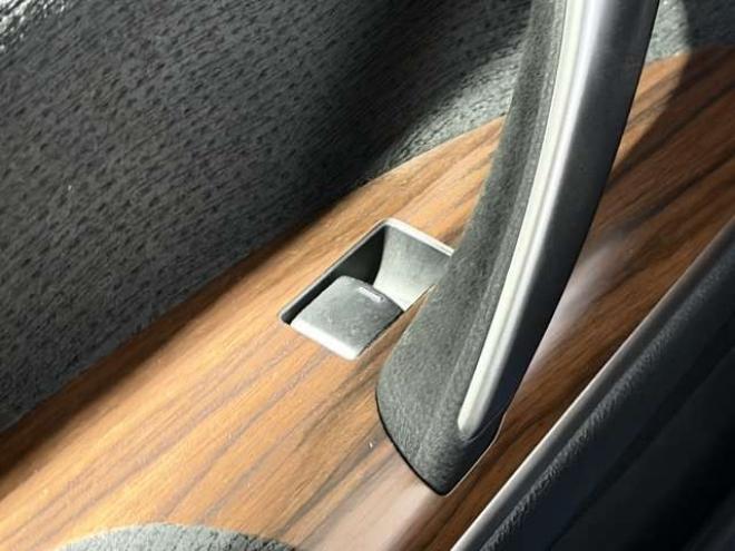 ティアナ2.5 250XE FOUR 4WD　防錆塗装4WDTVナビBカメETC夏冬タイヤ 2500