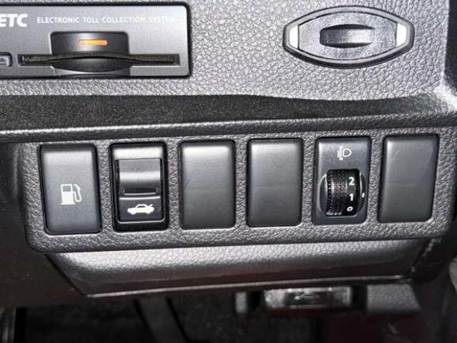 ティアナ2.5 250XE FOUR 4WD　防錆塗装4WDTVナビBカメETC夏冬タイヤ 2500