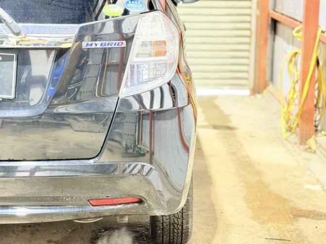 フィットハイブリッド1.3　防錆塗装キーレスCDETC 2WD 1300