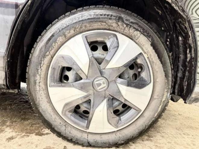 フリードスパイク1.5 G ジャストセレクション 4WD　防錆塗装4WDキーレスTVナビ 1500