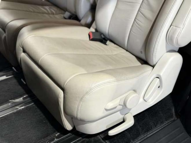 MPV2.3 23S Lパッケージ　防錆塗装ユーザー買取車4WDTVナビBカメ後席モニタエンスタ 2300