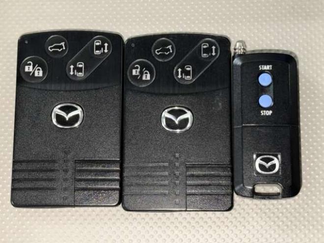 MPV2.3 23S Lパッケージ　防錆塗装ユーザー買取車4WDTVナビBカメ後席モニタエンスタ 2300