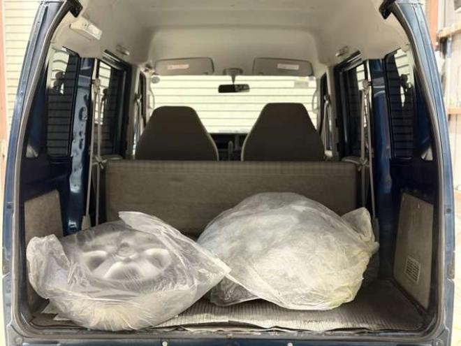 エブリィPC ハイルーフ　防錆塗装4WD夏冬タイヤ 660