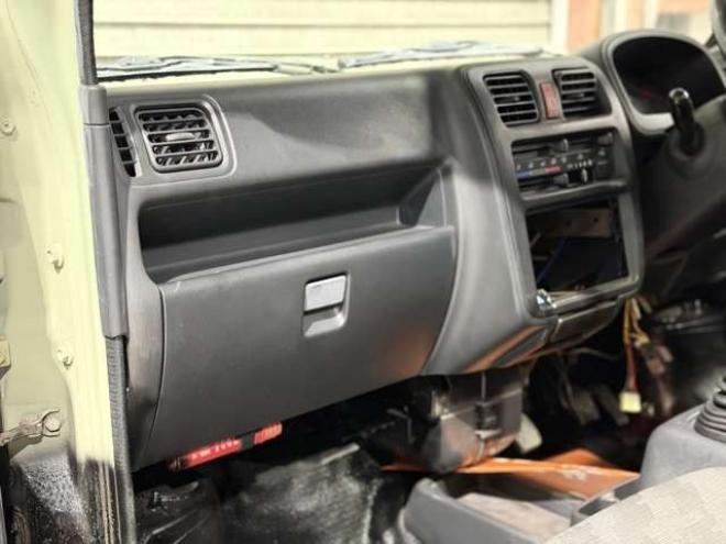 キャリーKC 3方開 4WD　全塗装車防錆塗装4WD 660