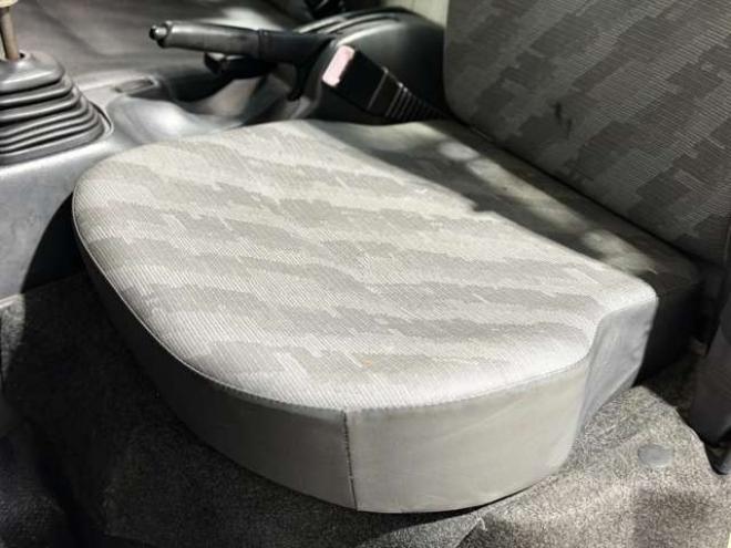 キャリーKC 3方開 4WD　全塗装車防錆塗装4WD 660