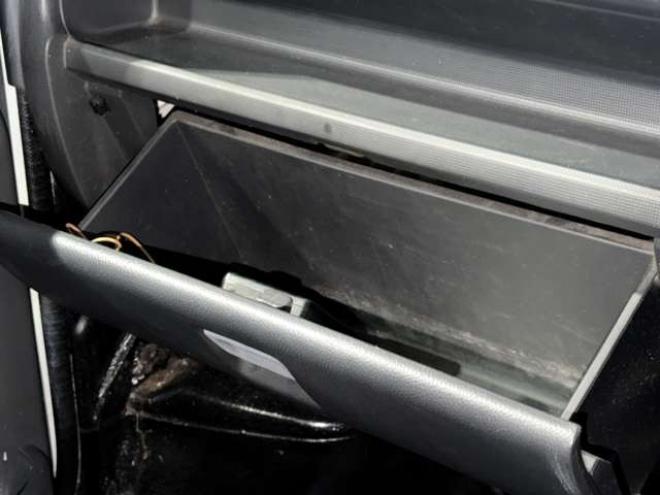 キャリーKC 3方開 4WD　全塗装車防錆塗装4WD 660