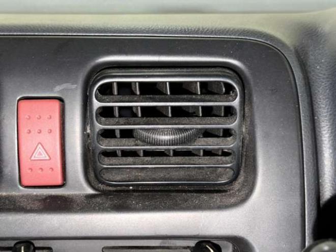 キャリーKC 3方開 4WD　全塗装車防錆塗装4WD 660