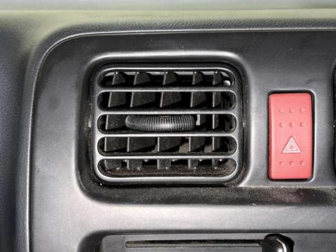 キャリーKC 3方開 4WD　全塗装車防錆塗装4WD 660