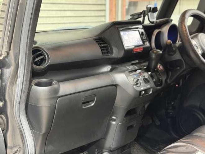 N-BOXカスタムG 4WD　防錆塗装4WDナビTVBカメ 660