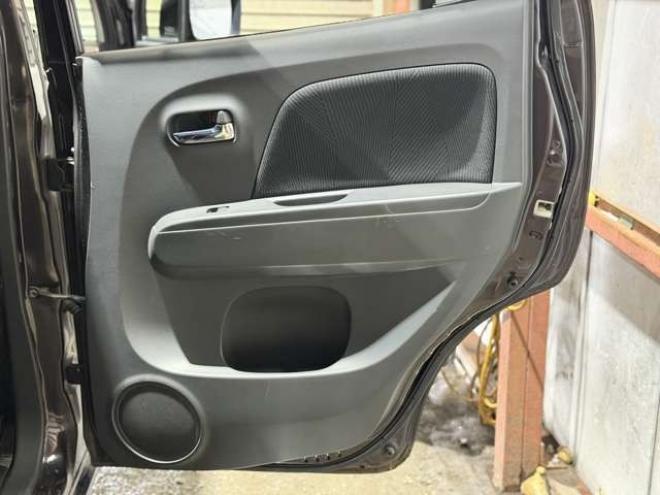 MRワゴンG 4WD　防錆塗装4WDスマキーCDラジオ 660