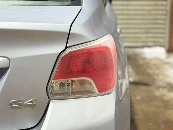 インプレッサG4 1.6 i 4WD　防錆塗装4WDキーレスナビ夏冬タイヤ 1600