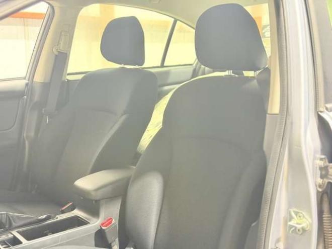 インプレッサG4 1.6 i 4WD　防錆塗装4WDキーレスナビ夏冬タイヤ 1600