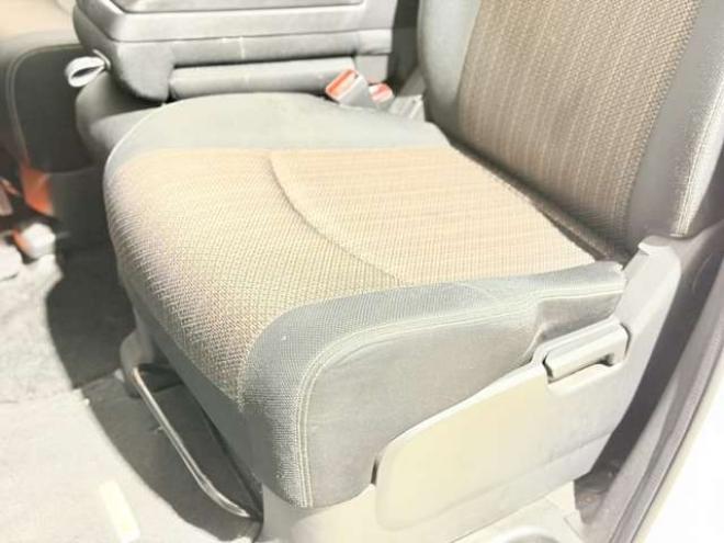 セレナ2.0 ハイウェイスター Vセレクション+Safety 4WD　防錆塗装4WDTVナビBカメエンスタ夏冬タイヤ 2000