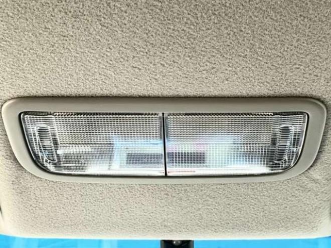 フリード1.5 G ジャストセレクション 4WD　防錆塗装4WDTVナビBカメエンスタETC夏冬タイヤ 1500