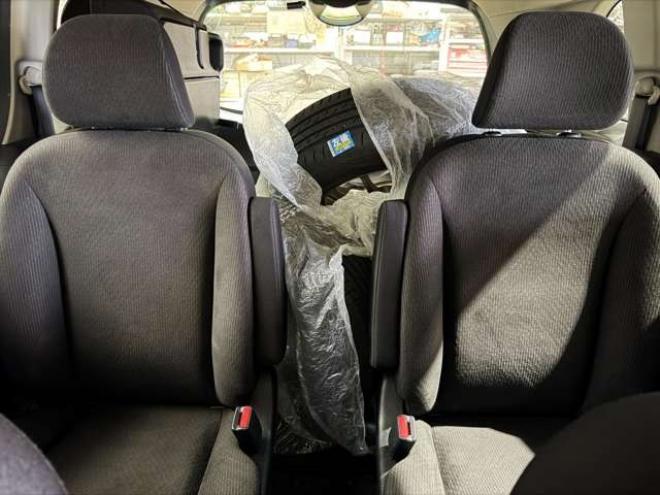 フリード1.5 G ジャストセレクション 4WD　防錆塗装4WDTVナビBカメエンスタETC夏冬タイヤ 1500