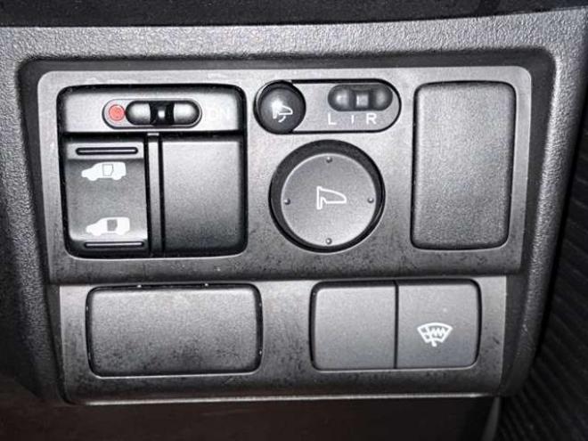 フリード1.5 G ジャストセレクション 4WD　防錆塗装4WDTVナビBカメエンスタETC夏冬タイヤ 1500